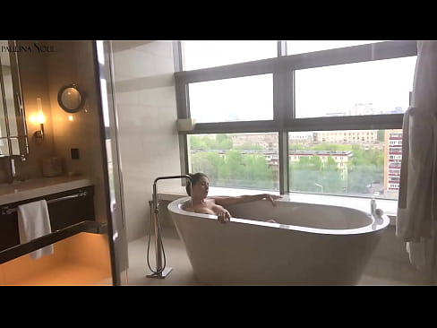 ❤️ Kæmpe babe ondt i sin fisse på badeværelset ❤️ Porno at da.hentaibar.ru ❌