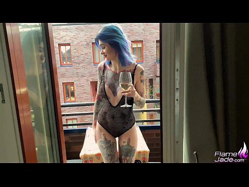 ❤️ Kæmpe pige suger med en sut og knepper lidenskabeligt under åben himmel ❤️ Porno at da.hentaibar.ru ❌
